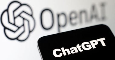 دراسة جديدة: ChatGPT من OpenAI يمكن أن يجعل أداء العمال أسوأ